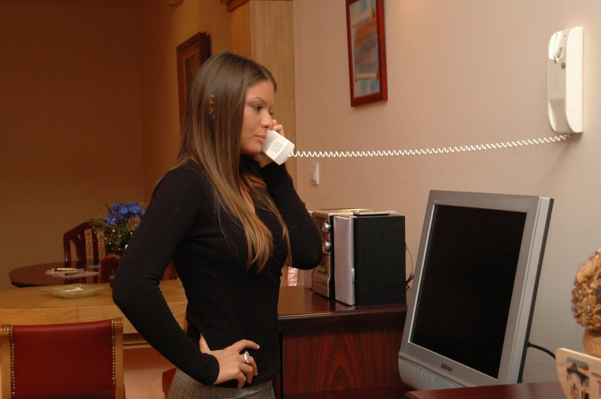 Hotel Tehnograd Kraljevo Buitenkant foto