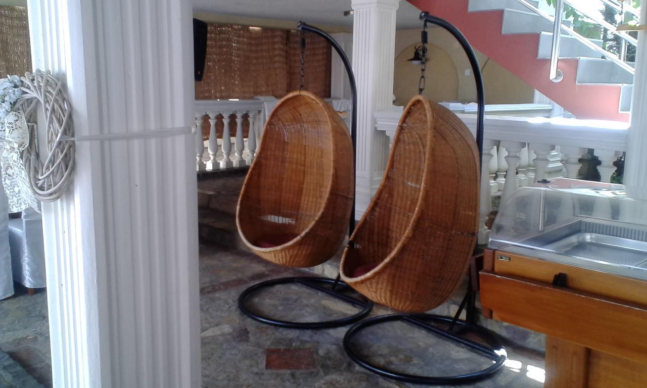 Hotel Tehnograd Kraljevo Buitenkant foto