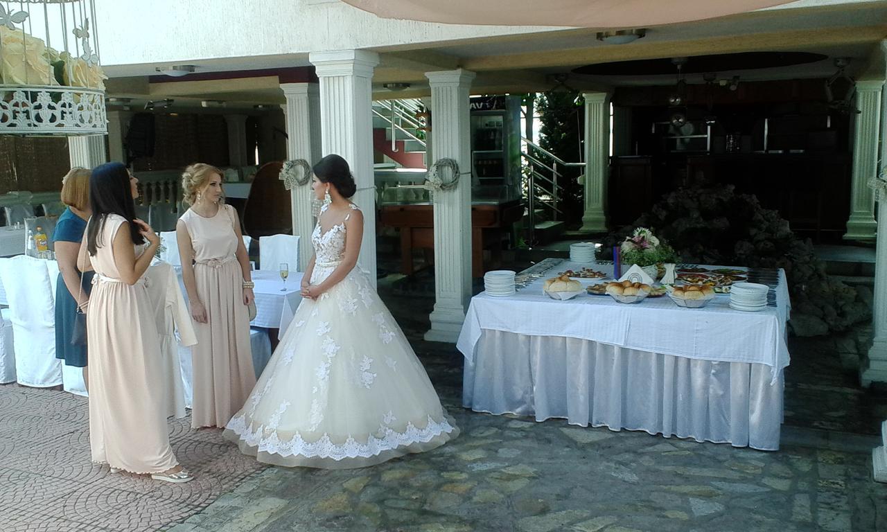 Hotel Tehnograd Kraljevo Buitenkant foto